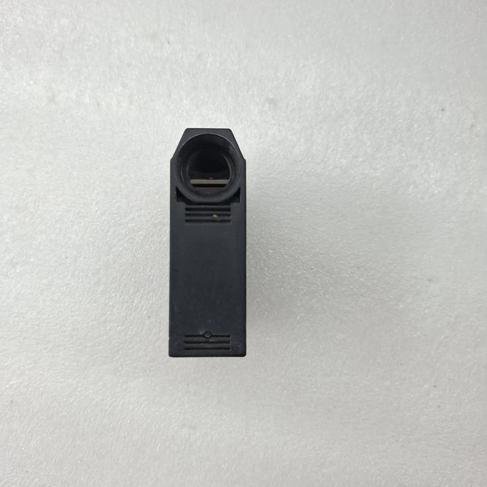 OMRON E3JM-10DM4-G Photoelectric Sensor – For Parts / Not Working